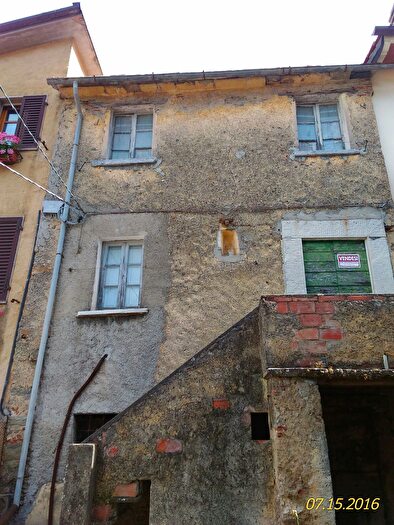 Casa bilocale in vendita in Seravezza