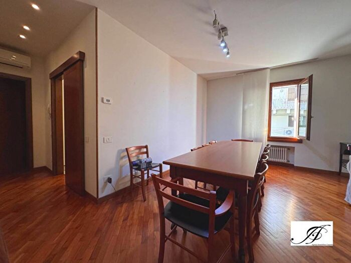 Appartamento quadrilocale in affitto in Corso Andrea Palladio, Centro Storico, Vicenza