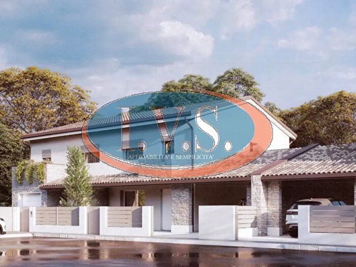 Casa quadrilocale in vendita in Via Roma, Montegaldella