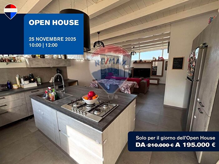 Appartamento con 5 locali in vendita in Via Vito Cavataio, Terrasini