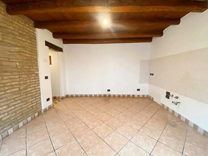 Casa trilocale in vendita in Via Cesare Battisti, Carbonera