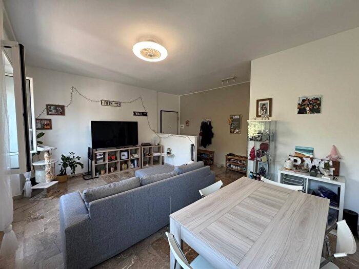 Appartamento trilocale in affitto in Via Eugenio Curiel, Romano Banco, Buccinasco