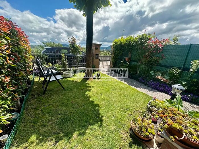 Appartamento trilocale in vendita in Via P Giardini Nord, Serramazzoni