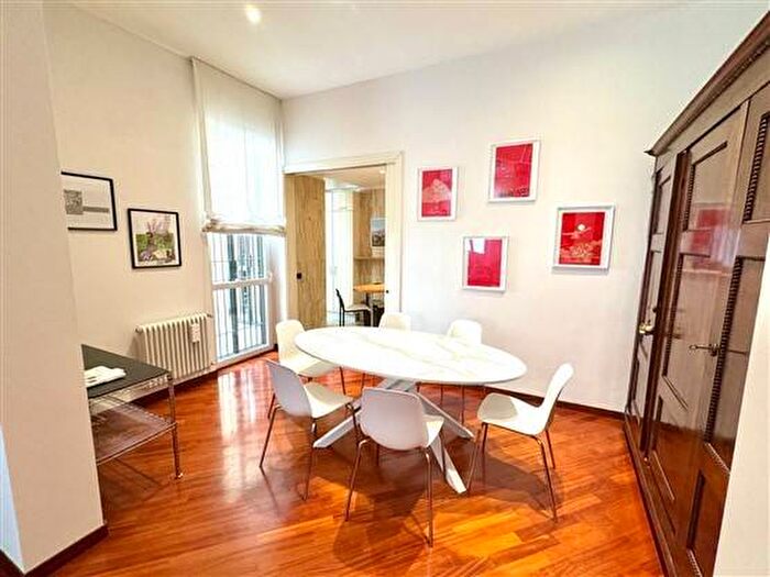 Appartamento con 5 locali in affitto in Via delle Pinzochere, Santa Croce, Firenze