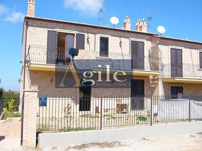 Casa con 5 locali in vendita in Contrada Petrella, Ripatransone