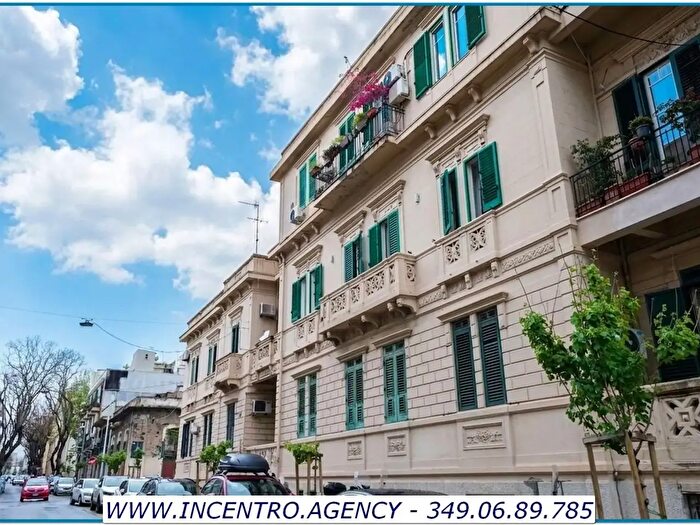 Appartamento quadrilocale in vendita in Via Nino Bixio, Messina