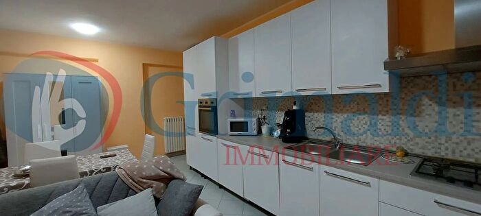 Appartamento trilocale in vendita in Via XXV Aprile, Mercogliano