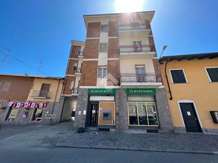 Appartamento trilocale in vendita in Piazza SantEusebio, Bianze