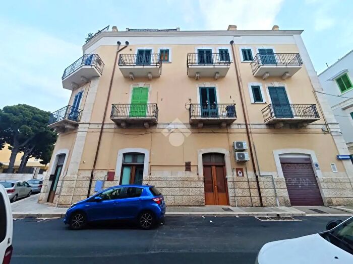 Appartamento bilocale in vendita in Via G Vernice, Giovinazzo