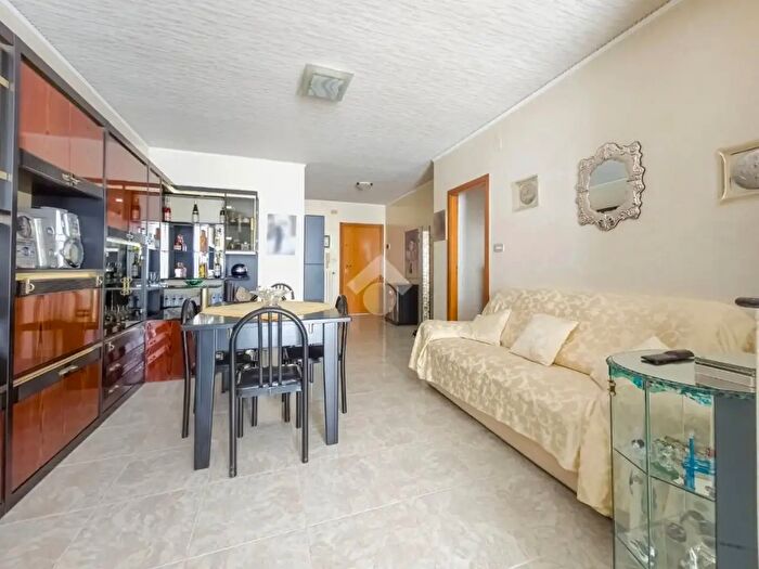 Appartamento quadrilocale in vendita in Largo del Ginepro, Manfredonia