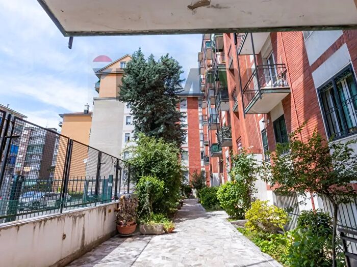 Appartamento bilocale in vendita in Via Aldini, Milano