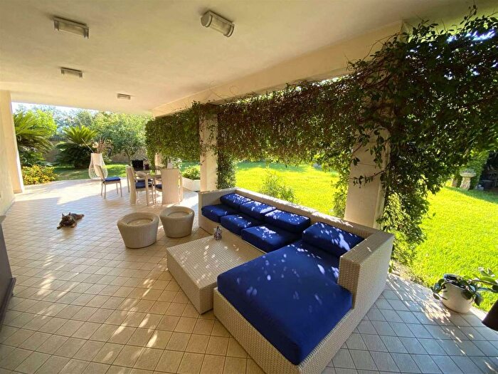 Casa con 5 locali in affitto in Calalunga Pietragrande, Montauro