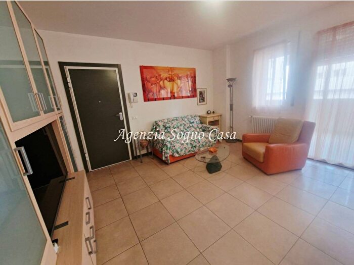 Appartamento trilocale in affitto in Via Piave, San Benedetto, Forlì