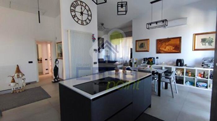 Casa trilocale in vendita in Viale Trivulzio, Codogno