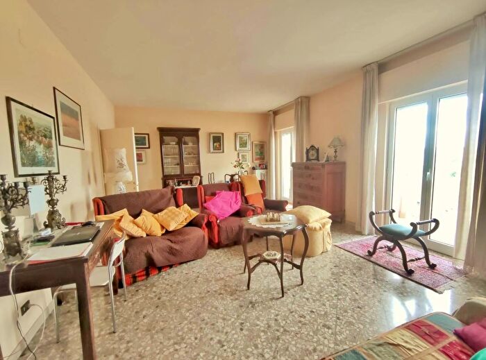 Appartamento con 5 locali in vendita in Bari, Bari