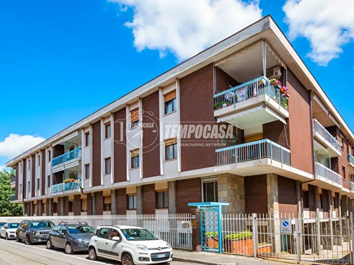Appartamento con 5 locali in vendita in Via Bussoleno, Collegno