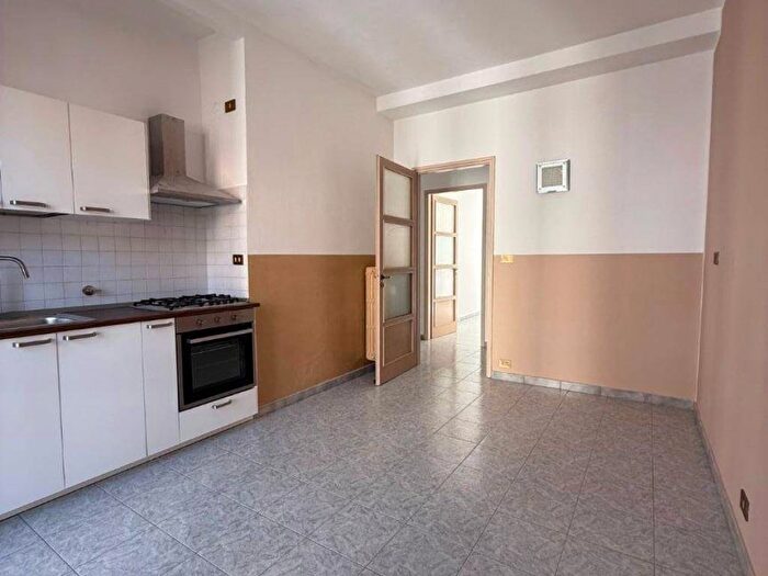 Appartamento trilocale in affitto in Via Mattie, Pozzo Strada, Torino