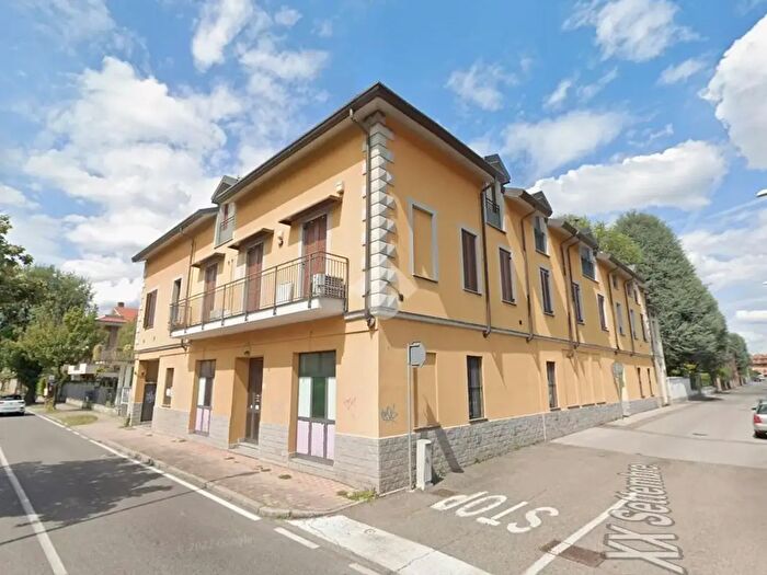 Appartamento trilocale in affitto in Via Diaz, Desio