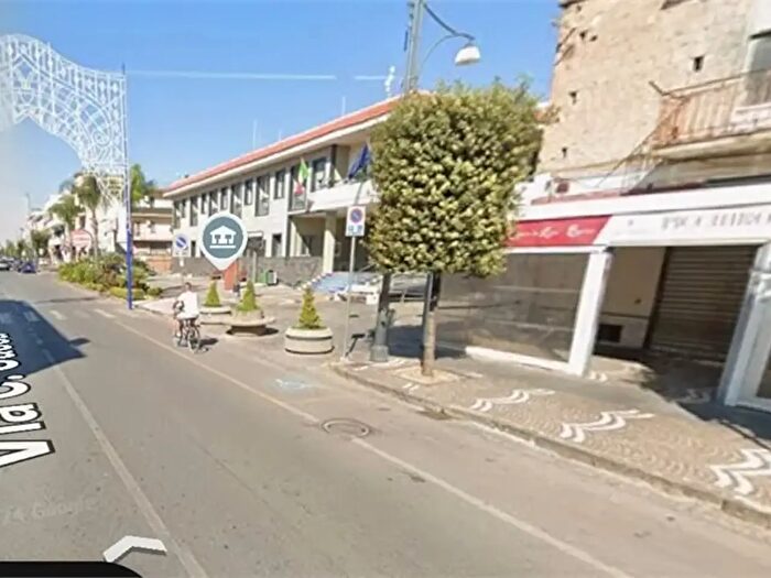 Appartamento trilocale in vendita in Brusciano