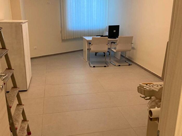 Casa trilocale in affitto in Via Camillo Cucca, Brusciano