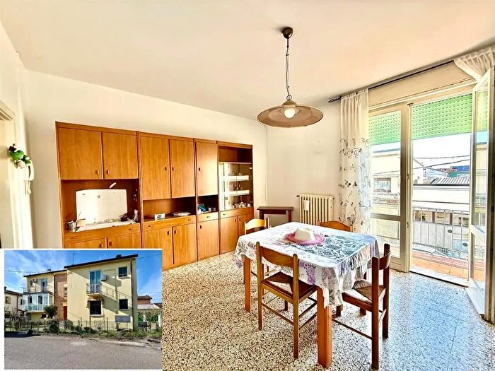 Appartamento con 5 locali in vendita in Via dellAlluvione, Fusignano