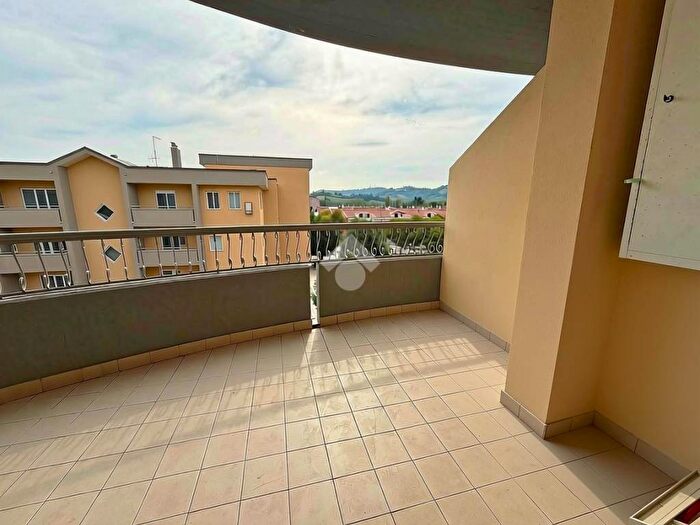 Appartamento trilocale in vendita in Via Fellini Federico, Celletta Santa Veneranda, Pesaro