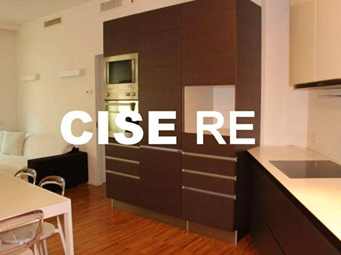 Appartamento trilocale in affitto in Via Pantano, Missori, Milano