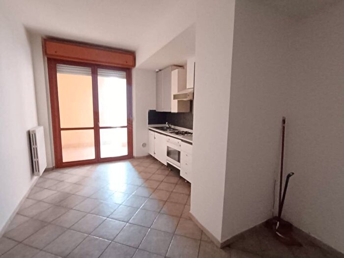 Appartamento trilocale in affitto in Via Pietro Micca, Corso Dante, Asti