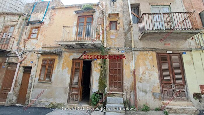 Casa con 5 locali in vendita in Via Bulotta Carini Pa Italia, Carini