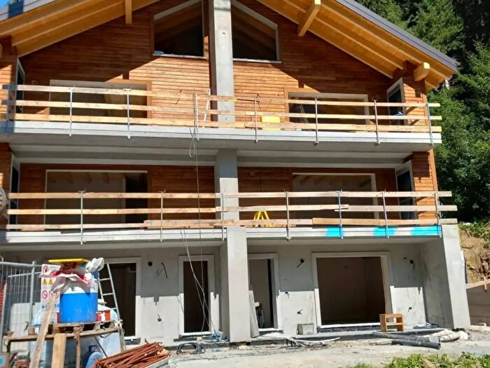 Appartamento bilocale in vendita in Via Statale Passo Gavia, Ponte Di Legno