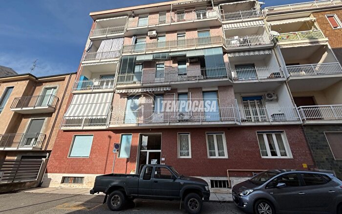 Appartamento quadrilocale in vendita in Via Filippo Villavecchia, Casale Monferrato