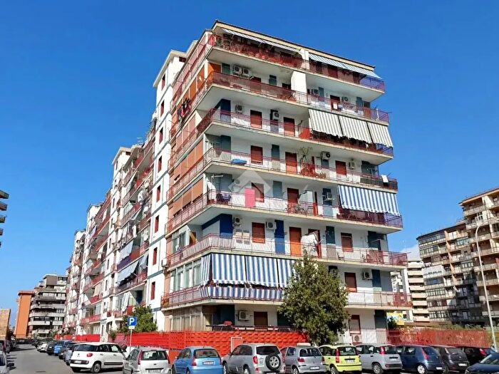 Appartamento trilocale in vendita in Via Sirio, Palermo