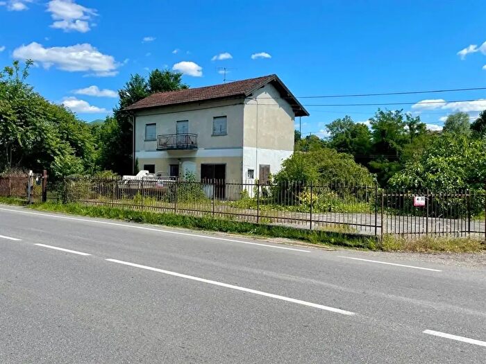 Case in Vendita e in Affitto - 2