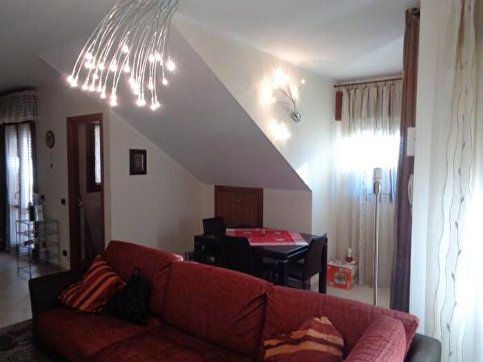 Appartamento trilocale in vendita in Via Sassuolo Tronco, Prignano Sulla Secchia