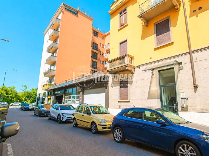 Case in Vendita e in Affitto - 3
