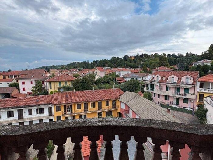 Appartamento quadrilocale in affitto in Via Ospedale, Centro, Bra