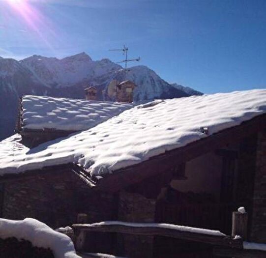 Appartamento con 6 locali in vendita in La Salle