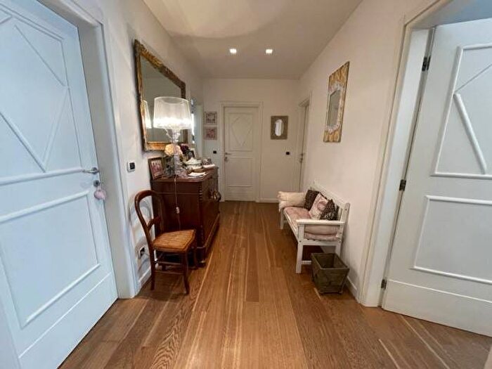 Appartamento con 5 locali in affitto in Via San Mamolo, Colli Castiglione, Bologna