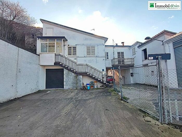Casa quadrilocale in vendita in Picerno