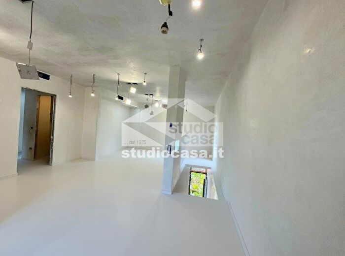 Appartamento trilocale in vendita in Via Milano, Torrevecchia Pia