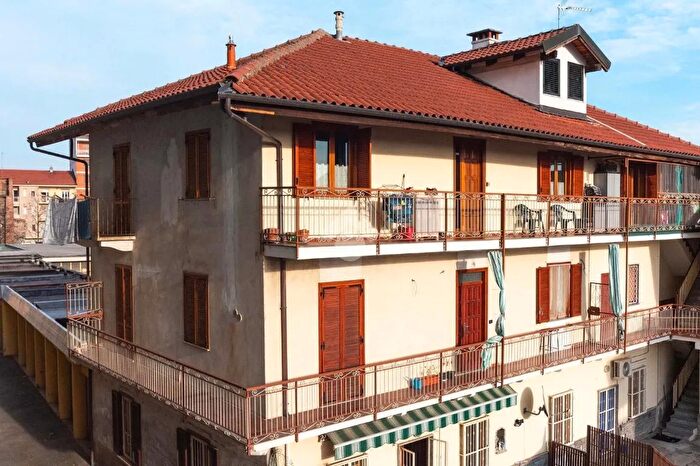 Appartamento con 5 locali in vendita in Via Don Lorenzo Giordano, Cirie