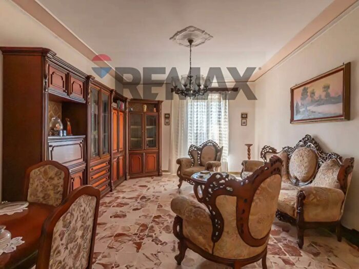 Appartamento con 5 locali in vendita in Via Stazione Isolamento, Caltagirone