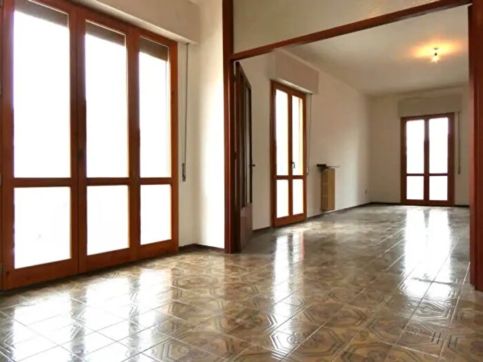 Appartamento con 5 locali in vendita in Via Correggio, Empoli