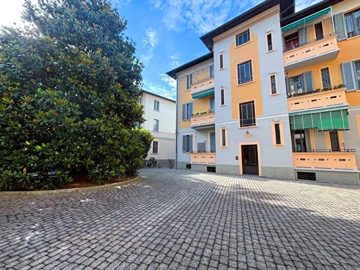 Appartamento trilocale in affitto in Viale Tibaldi, Milano
