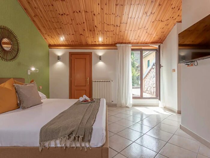 Appartamento in affitto in Via dell Acquedotto Felice, Roma