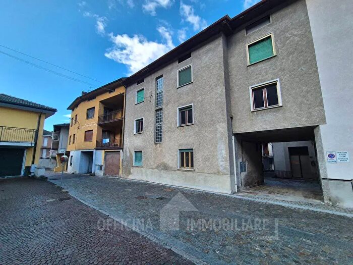 Appartamento quadrilocale in vendita in Via Brugnini, Cosio Valtellino