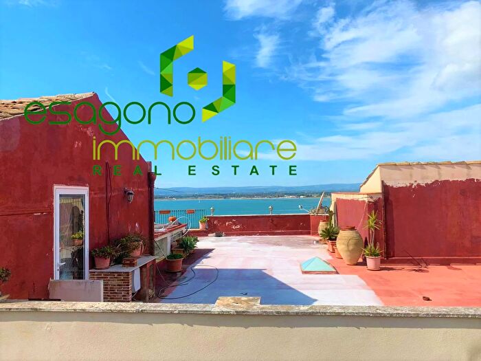 Appartamento quadrilocale in vendita in Siracusa