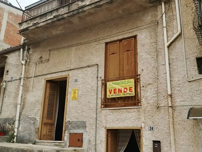 Casa con 6 locali in vendita in Via Giuseppe Ferrara, Bolognetta