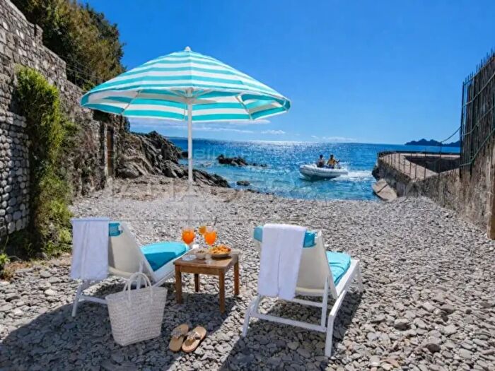 Appartamento bilocale in vendita in Via Aurelia, Zoagli