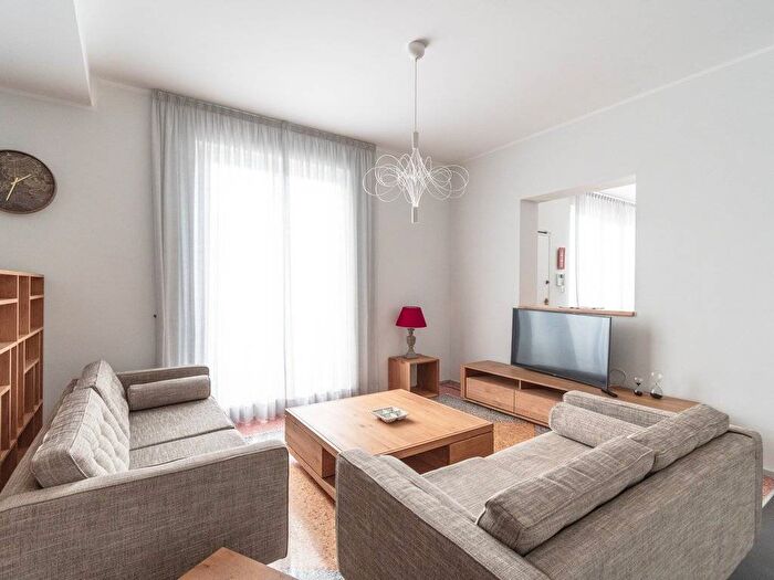 Casa con 6 locali in affitto in Via Lerici, Fregene, Fiumicino